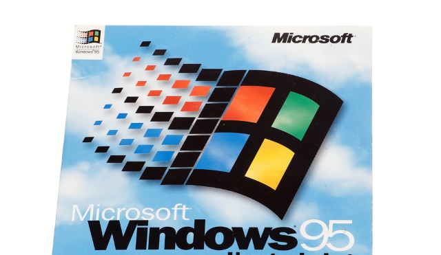 Разработчик Slack выпустил Windows 95 в виде приложения Electron