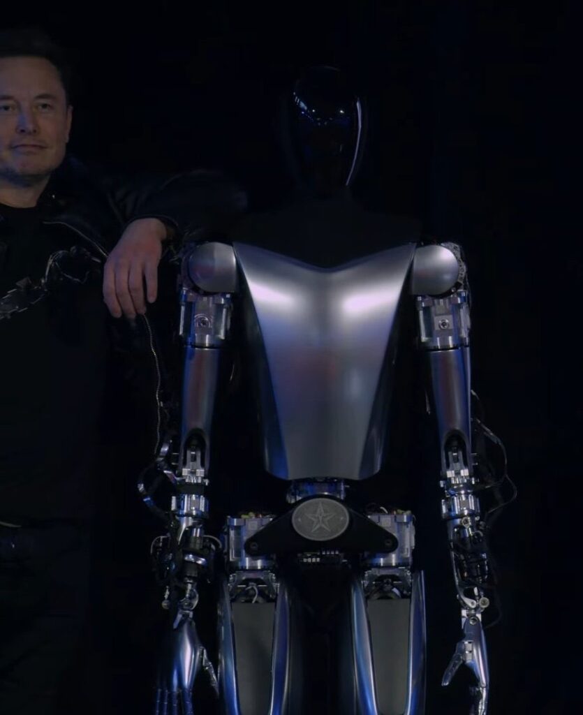 Tesla показала прототип робота-гуманоида