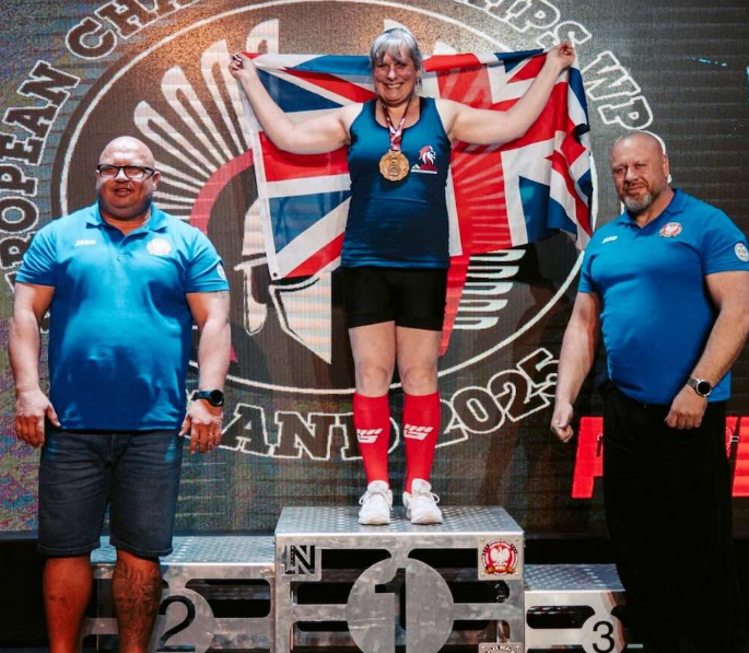 Самая сильная бабушка мира занялась пауэрлифтингом в 60 лет